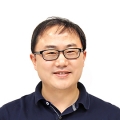 Jonghwan Lee